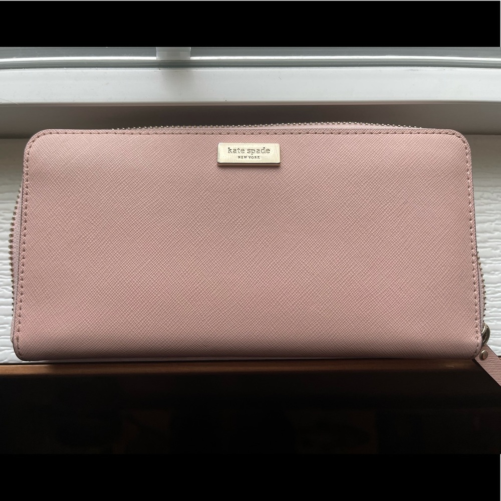 Kate Spade Zip Around Continental Wallet